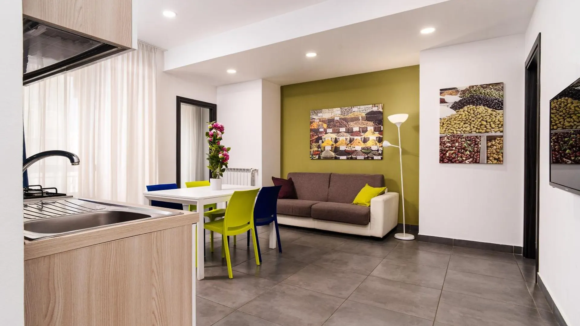 Apartamento Residence Palazzo Dei Delfini By Receptio CTA Italia