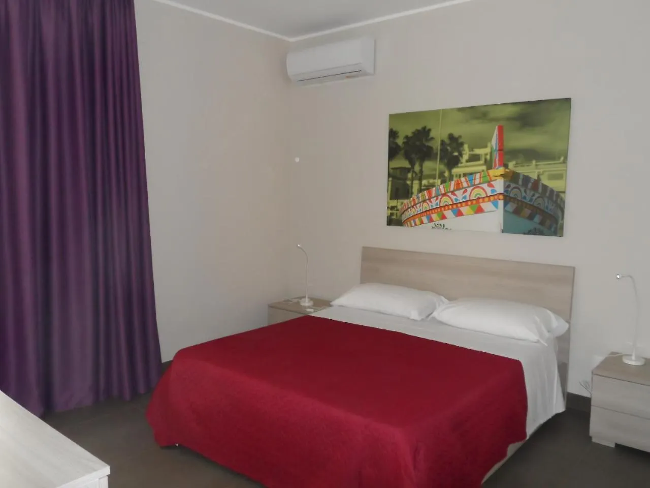 Apartment Residence Palazzo Dei Delfini By Receptio Catania Italy